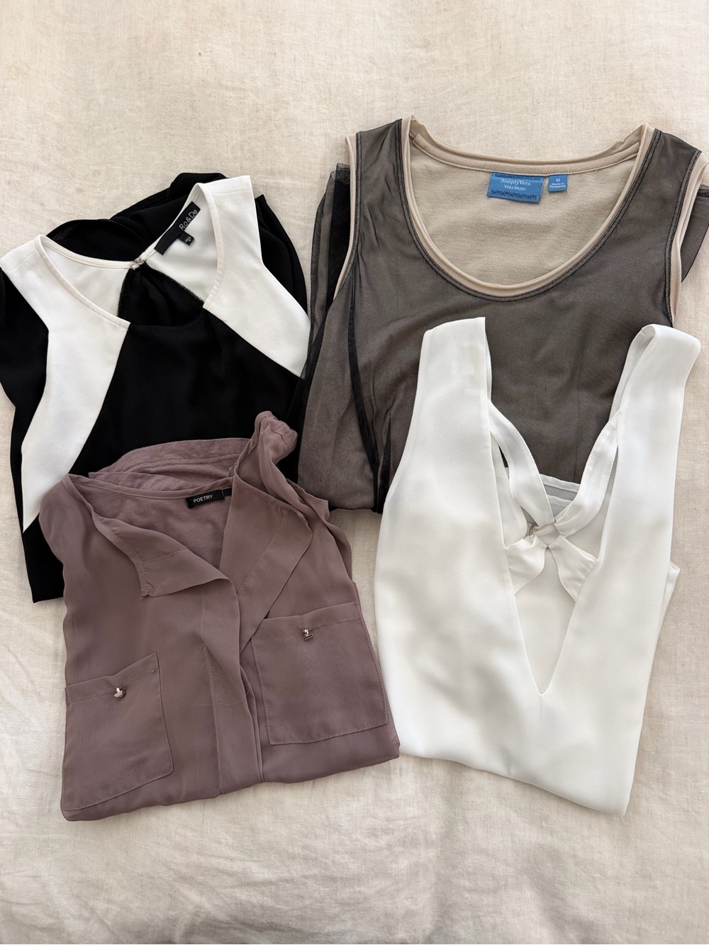 Lot of Sleeveless Tops SZ - Med